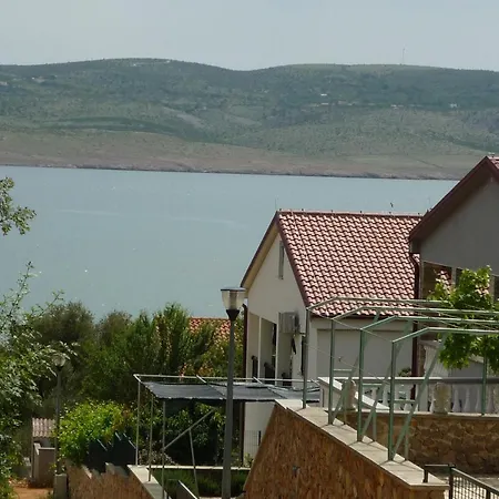 9 Nur 200 M Bis Zum Apartmán Seline