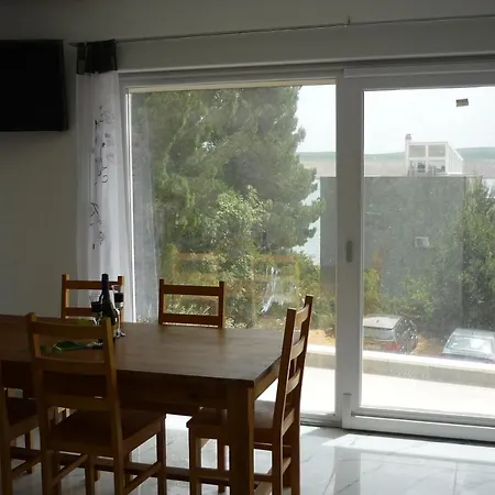9 Nur 200 M Bis Zum Apartmán Seline
